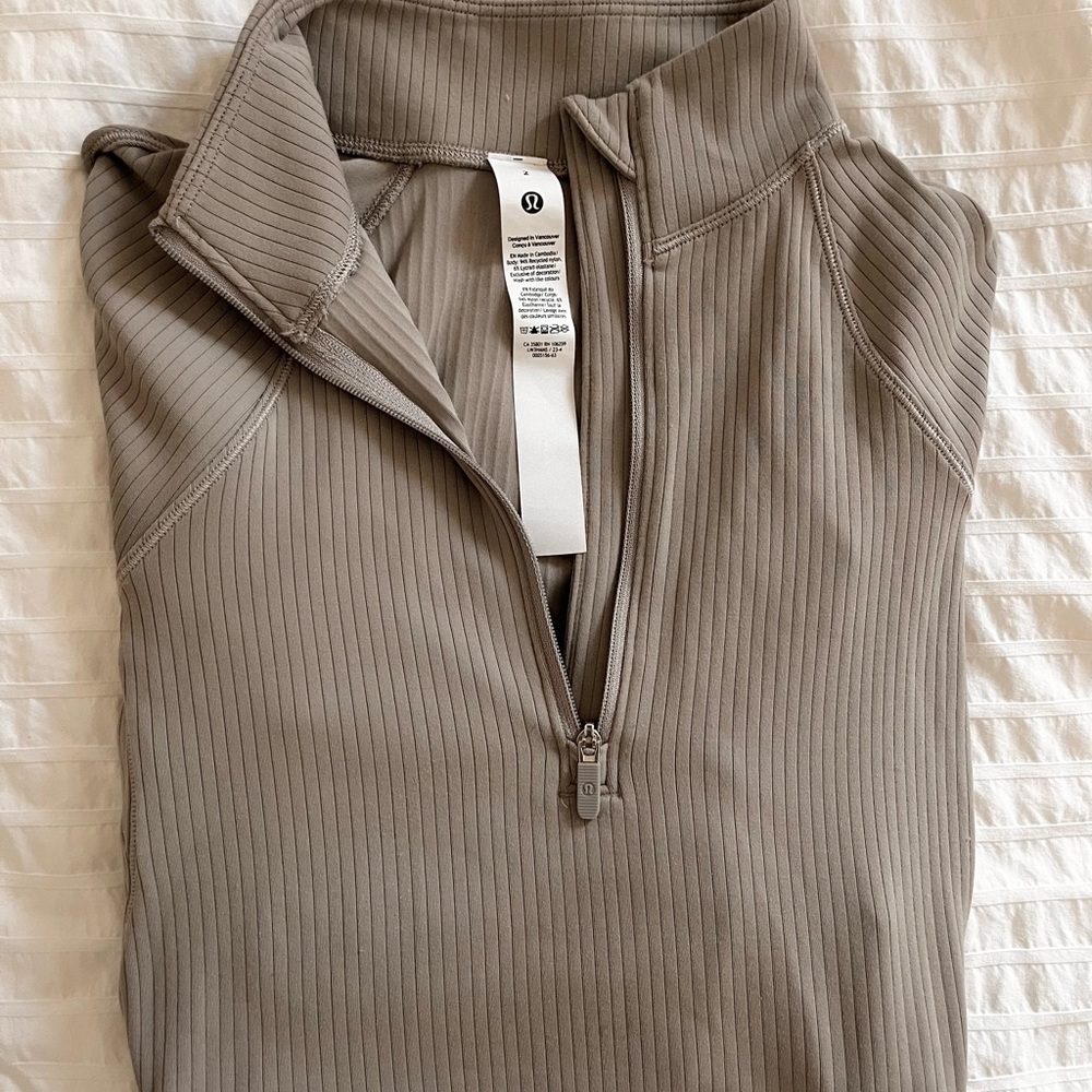 Lululemon It's Rulu Cropped Half Zip